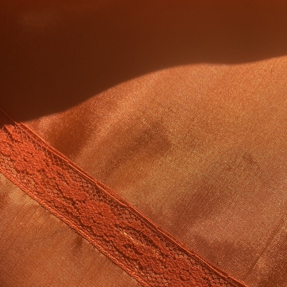 Rock Wife unlined bronze skirt - Picture 8 of 9